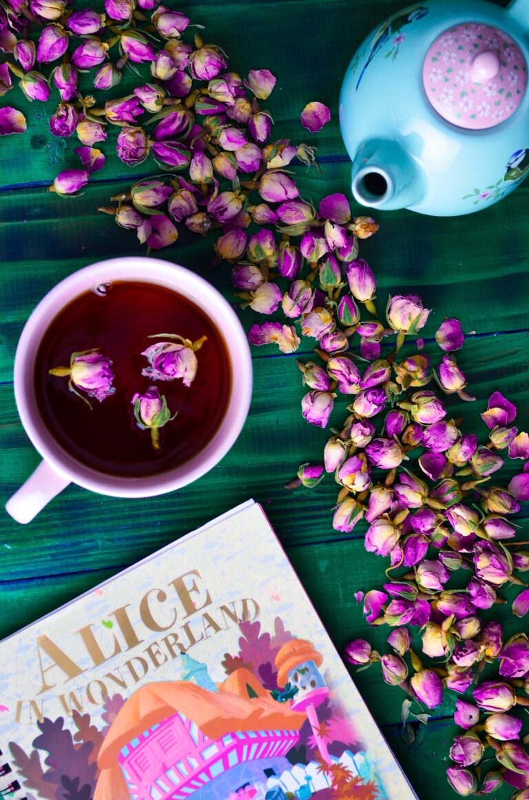 10 Critical Lessons From Alice In Wonderland