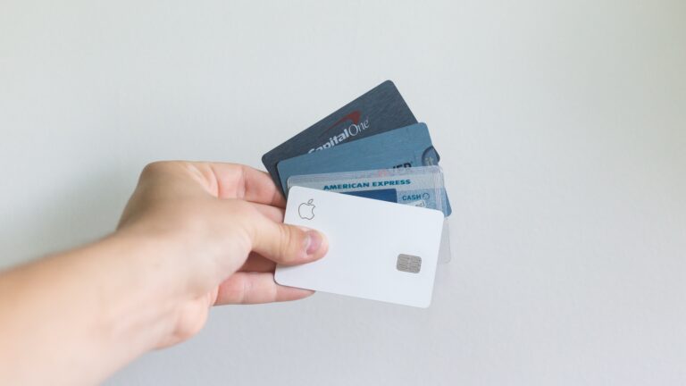 What To Do If You’re Summoned For Credit Card Debt That Isn't Yours