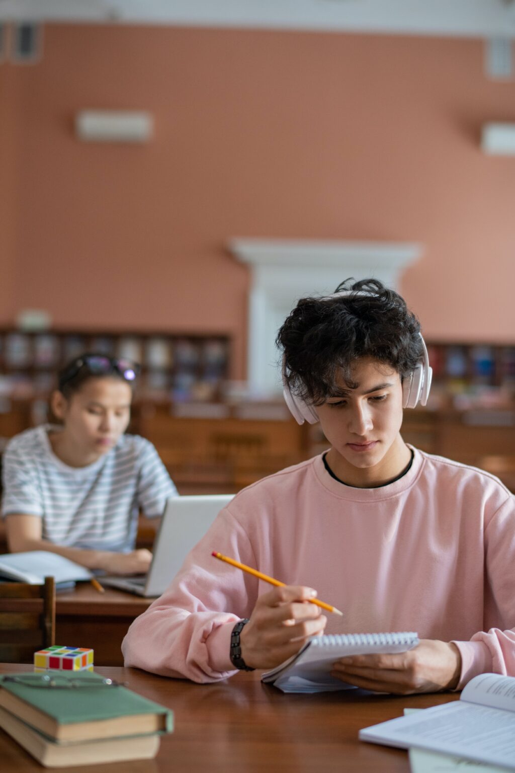50 Smart Activities To Put On a College Application