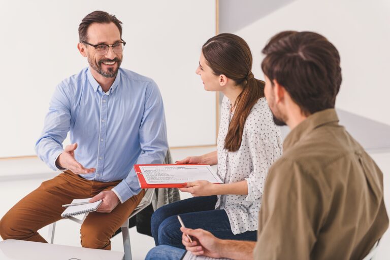125 Challenging Debate Topics for College Students