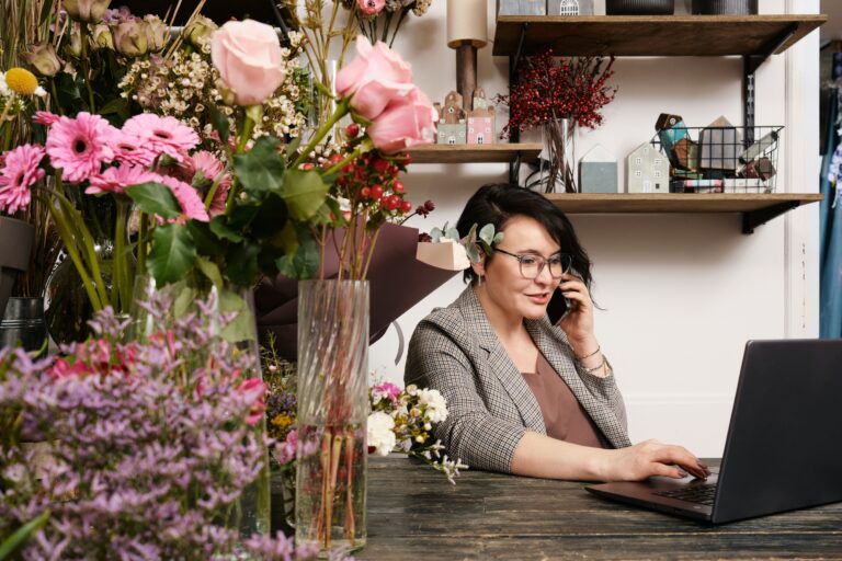30 Behind Every Successful Woman Quotes
