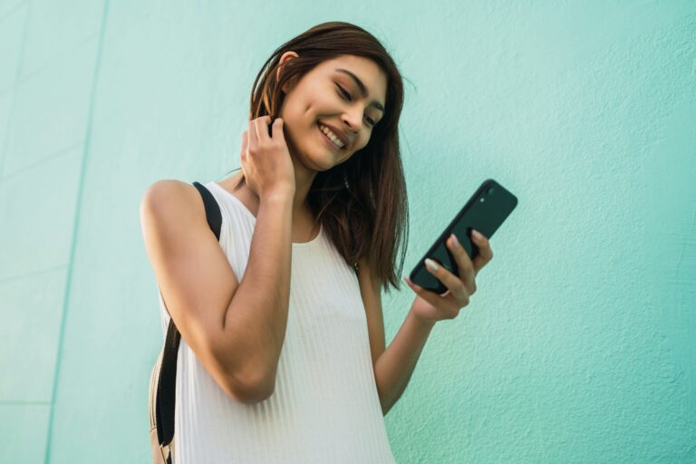 texts to send to reconnect with old friends