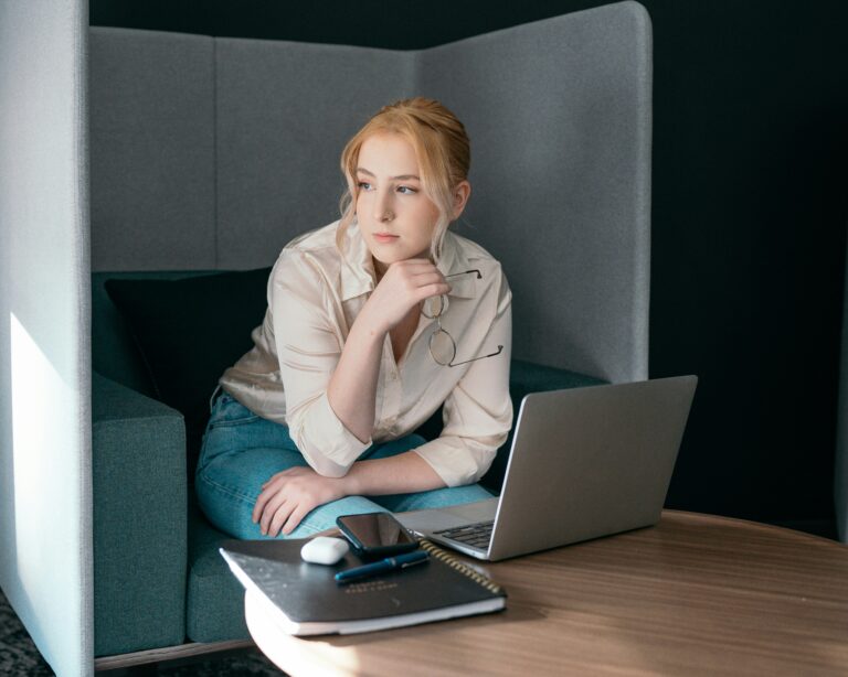 How Daydreaming At Any Age Can Benefit Your Body and Mind