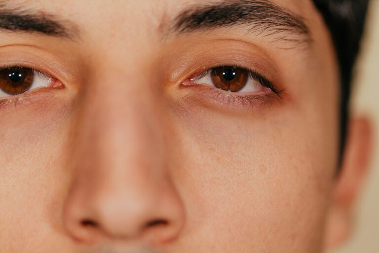 The 20-Something Guy’s Guide to Managing Eye Health