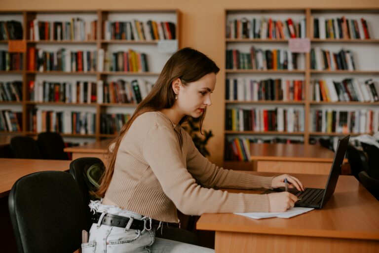 It's Time To Stop Struggling In Your Spanish-Speaking Quest