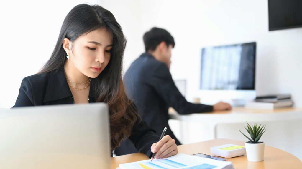 Se faire des amis après l'université