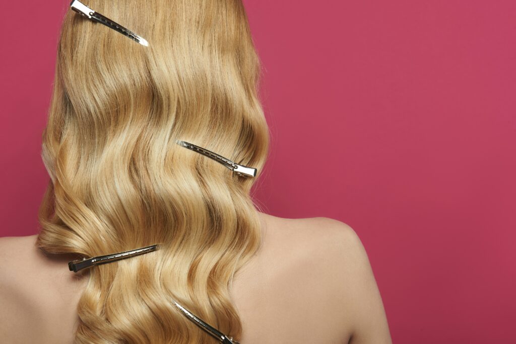 Coiffure vagues lâches