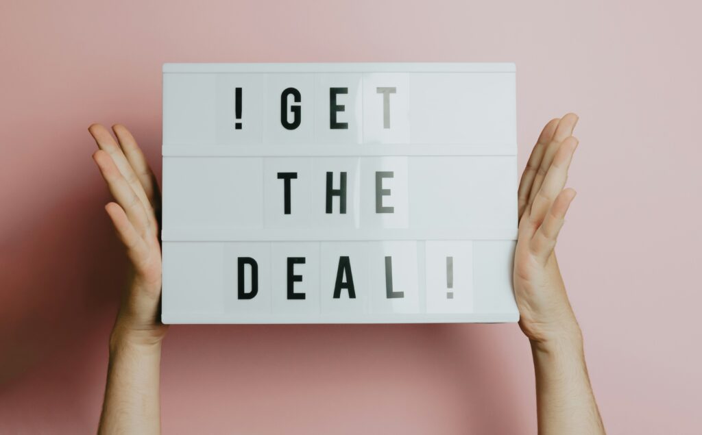 Embracing Cryptocurrency: How Youth Can Take Advantage of Binance Cyber Monday