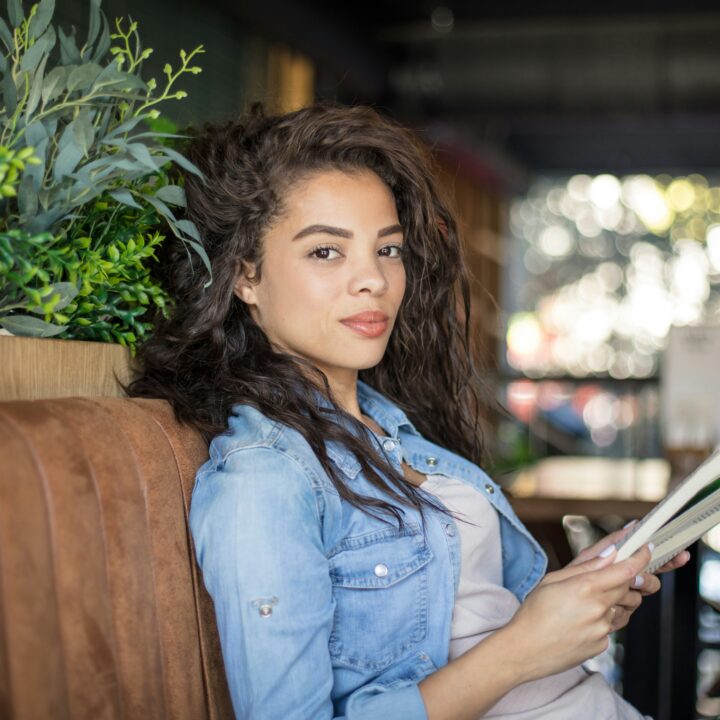 15 Items That Help Romanticize Life