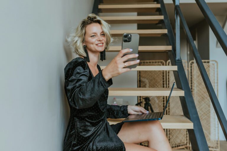 Why Social Media Is the Ultimate Side Hustle for Passive Income