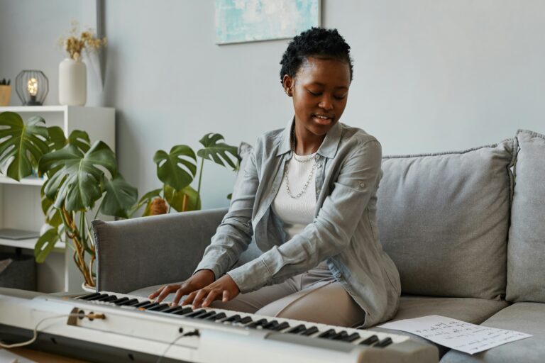 6 Reasons Every 20-Something Should Pick Up a Creative Hobby