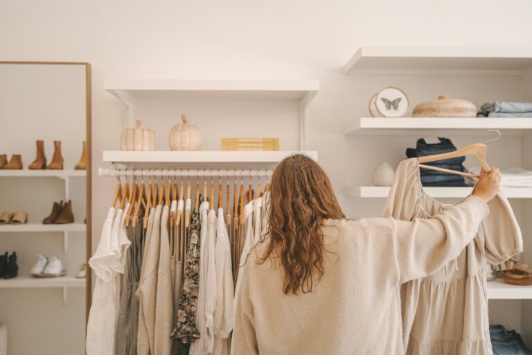 How to Buy Fewer Clothes That Lasts Longer