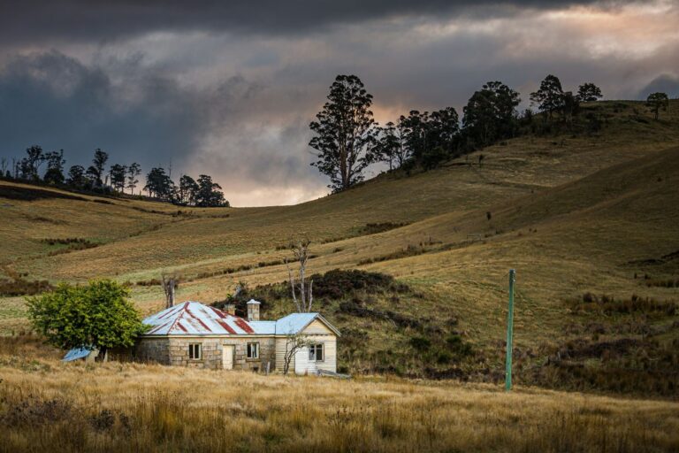 Not Everyone in Their Twenties Is Leaving Rural Australia Anymore