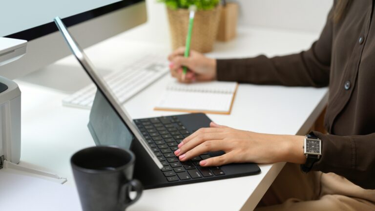 Smart PR Strategies That Can Boost Your Online Visibility