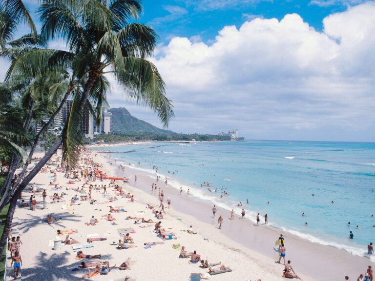 7 Hawaii Vacation Rental Sites to Book Your Perfect Summer Island Getaway in 2026