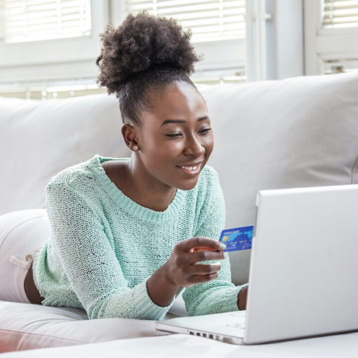 The Right Way to Use a Credit Card (So It Works For You, Not Against You)
