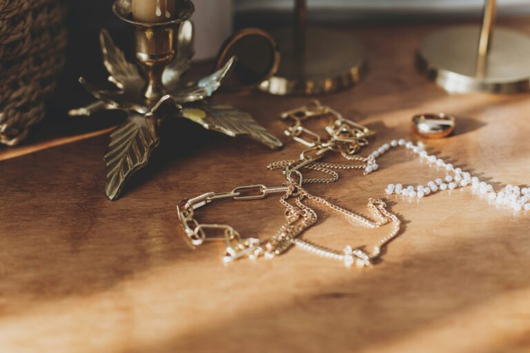 9 Things To Know About Selling Gold Online