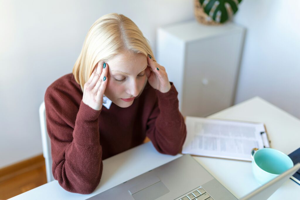 What Your First "Big Girl" Salary Actually Feels Like