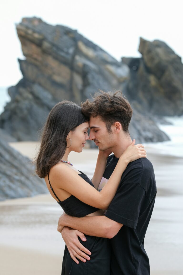How Modern Couples Are Rebuilding Intimacy: A Practical Guide to Reconnecting