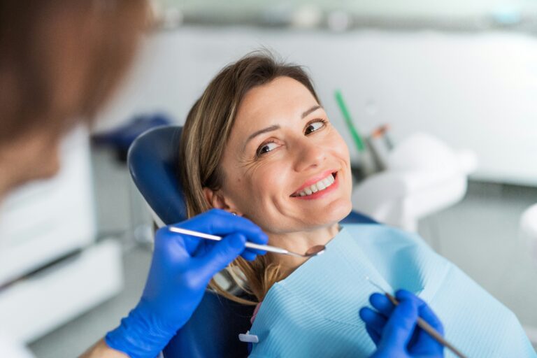 What You Should Know Before Getting Dental Implants